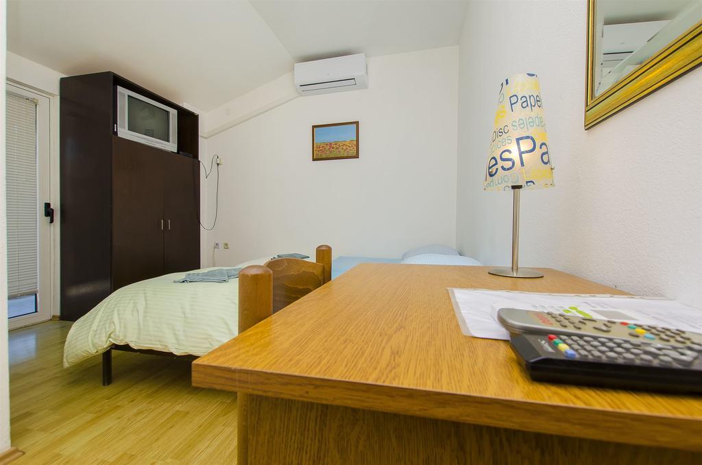 Rooms Marijana Caporice Exterior foto